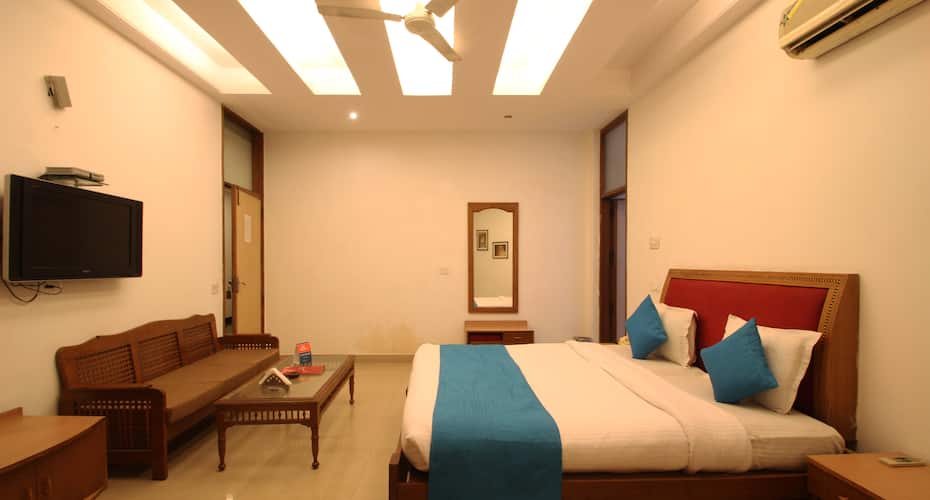 Hotel Sunrise Villa, New Delhi 5